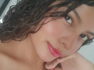 Erotik görüntülü sohbet LuluPeach069