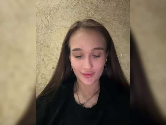 Yayın ekran görüntüleri LyEmily