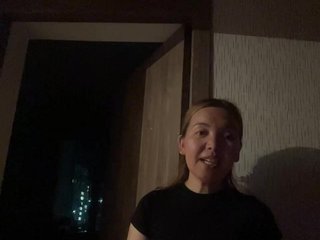Erotik görüntülü sohbet LynnMonica