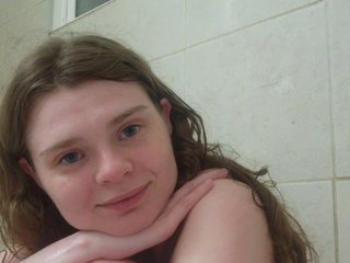 Erotik görüntülü sohbet Lyra-flower-bunny