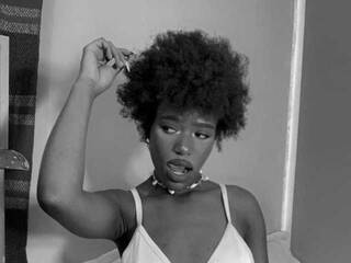 Erotik görüntülü sohbet Lyvtyler