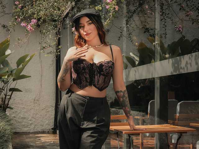 Profilin fotoğrafı MaddisonCollins