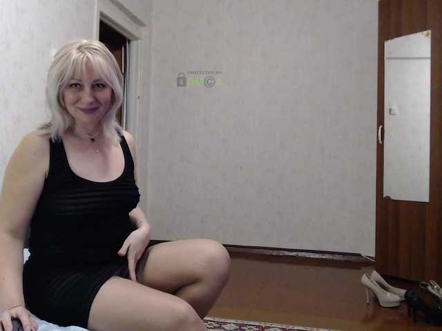 Fotoğraflar MadinaLyubava hello! I do not undress in chat, spy, private - only in underwear, there is no full private, I do not fuck with a dildo, I do not undress completely, I do not show my face in personalrequests without tokens - banI'll kick the silent one out