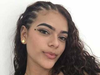 Erotik görüntülü sohbet MadisonnGrey