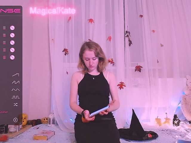 Fotoğraflar MagicalKate Halloween party. Magic oil on my body @remain , full naked in pvt