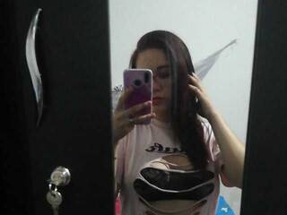 Erotik görüntülü sohbet majo-sami