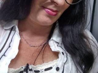 Erotik görüntülü sohbet mamabella