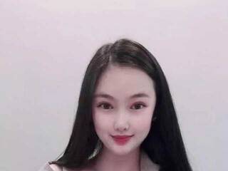 Erotik görüntülü sohbet Mandy-HuoWu