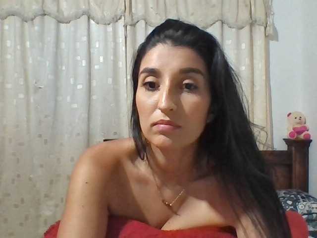 Fotoğraflar mao022 hey guys for 2000 [none] tokens I will perform a very hot show with toys until I cum we only need [none] tokens