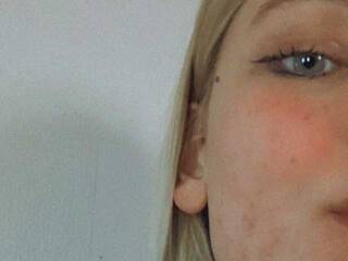 Erotik görüntülü sohbet maria-cat