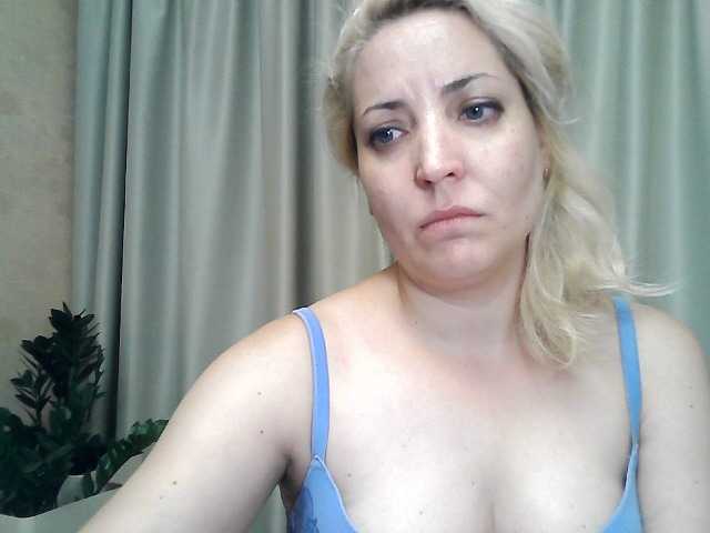 Fotoğraflar mariska-kiska look at camera 25, show nipple 20, show breast 40, open pussy 50, open ass 70, undress and show my holes 100 tokens