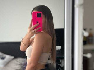 Erotik görüntülü sohbet MissMiaX