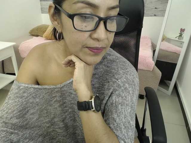 Yayın ekran görüntüleri Martha-milff