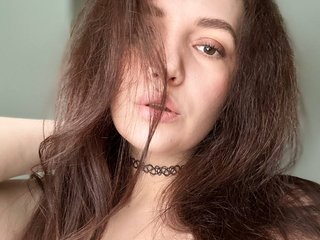 Erotik görüntülü sohbet Kris_Lil