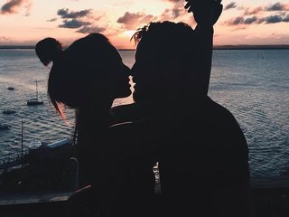 Erotik görüntülü sohbet MasterAndMargaritaa