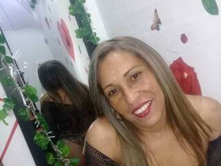 Erotik görüntülü sohbet maturedevora