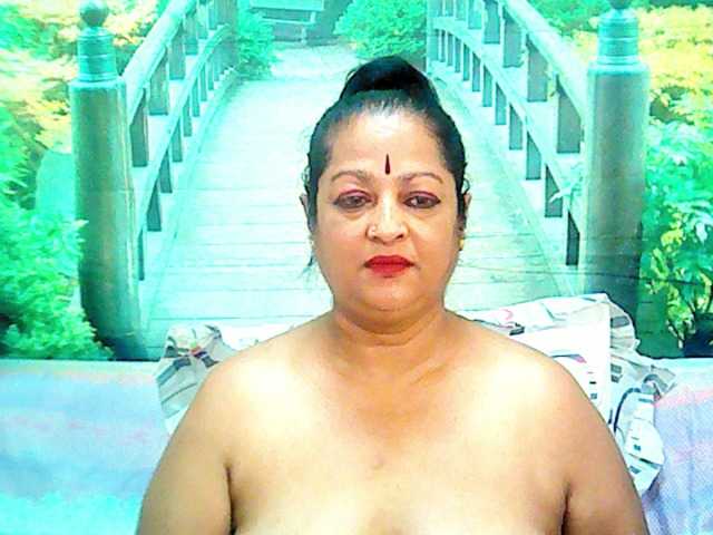 Fotoğraflar matureindian ass 30 no spreading,boobs 20 all nude in pvt dnt demand u will be banned