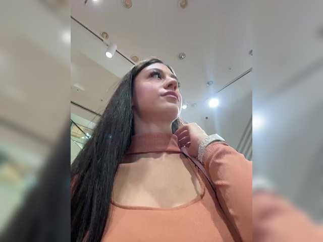 Yayın ekran görüntüleri _Meggi_