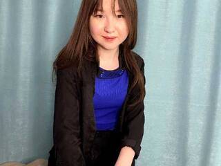 Erotik görüntülü sohbet MeliLuong