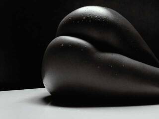 Erotik görüntülü sohbet Mellanin9