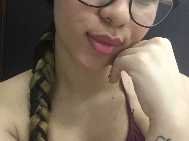 Profilin fotoğrafı Melody-adams