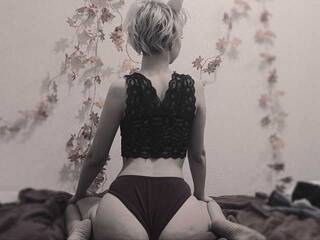 Erotik görüntülü sohbet Meow-Jessica