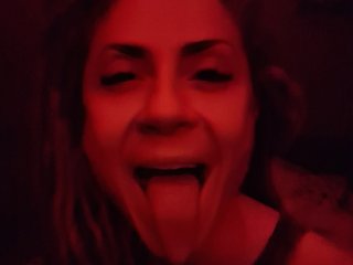 Erotik görüntülü sohbet RedHurricane