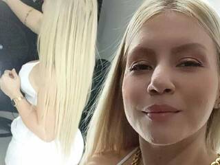 Erotik görüntülü sohbet MercyLeon