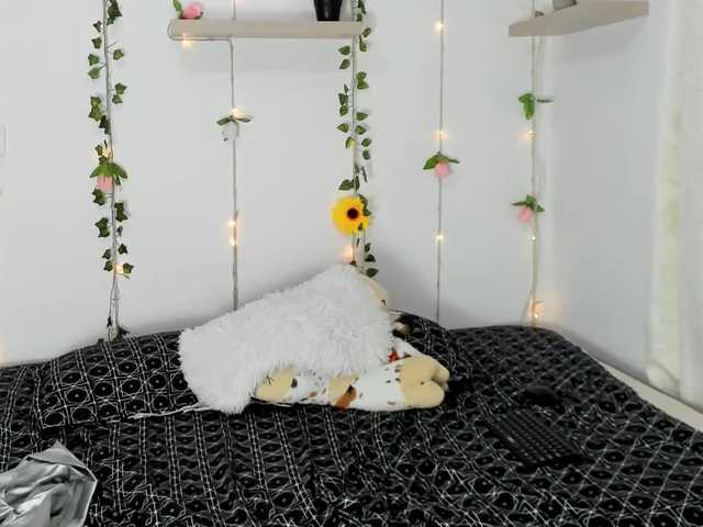 Yayın ekran görüntüleri Mia-Fox