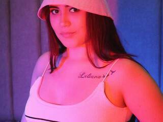 Erotik görüntülü sohbet Mia-Monroe