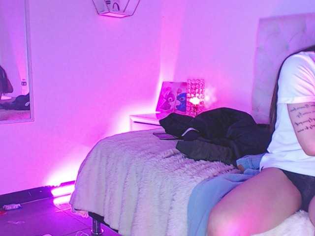 Yayın ekran görüntüleri mia-naughty63