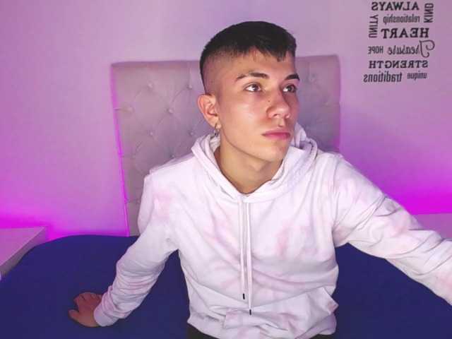 Yayın ekran görüntüleri mia-naughty63