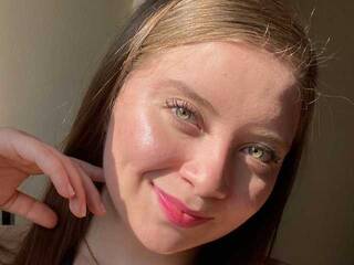 Erotik görüntülü sohbet MiaaCeleste