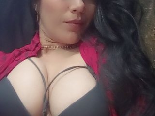 Erotik görüntülü sohbet Miahernandez1