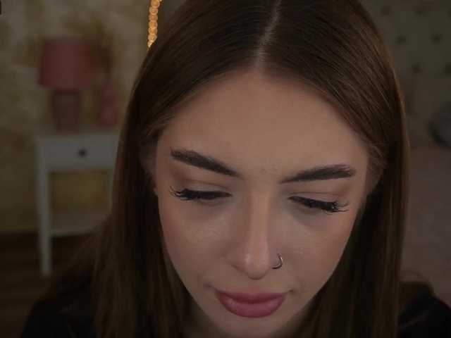 Yayın ekran görüntüleri MiaMeows