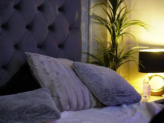 Erotik görüntülü sohbet MiamiCoffee