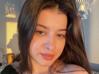 Erotik görüntülü sohbet _Mia_