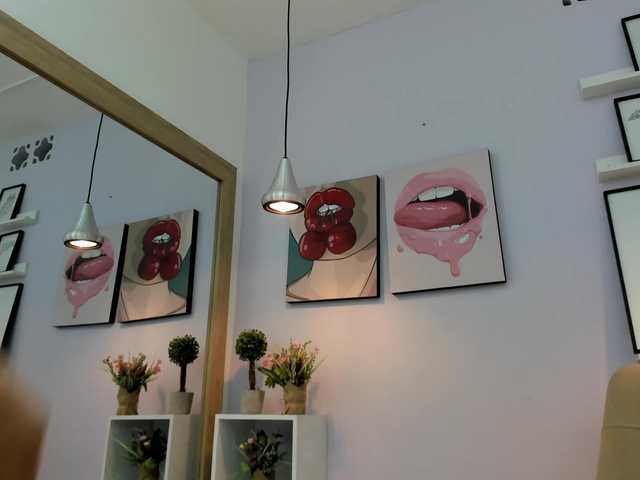 Yayın ekran görüntüleri MidnightDoll