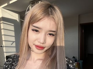 Erotik görüntülü sohbet MikaellaSwan