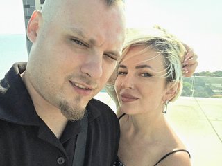 Erotik görüntülü sohbet Mikkimia