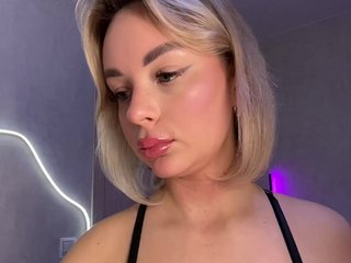 Erotik görüntülü sohbet Mila-m