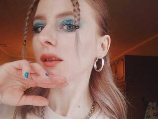 Erotik görüntülü sohbet Milaai