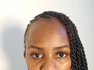 Erotik görüntülü sohbet Miladoll