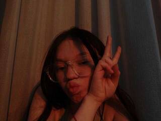 Erotik görüntülü sohbet Milakha