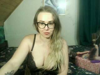 Erotik görüntülü sohbet MilfBerthena