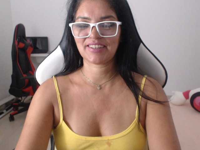 Fotoğraflar MILFBRZIL desçam pro play, bora brincar.