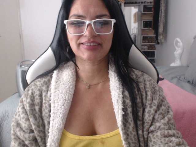 Fotoğraflar MILFBRZIL desçam pro play, bora brincar.