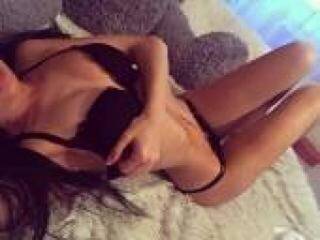 Erotik görüntülü sohbet mimimasha