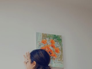 Erotik görüntülü sohbet minnie-ella