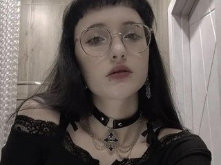 Erotik görüntülü sohbet MiraJade